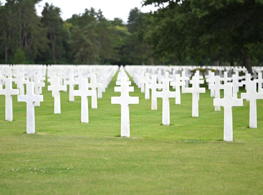 Images and Memorials: Honoring Canserbero